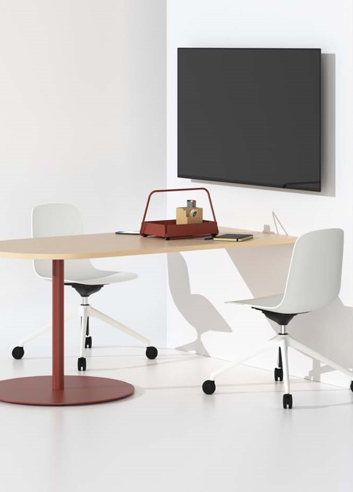 PRIMARY SITTING MEET TABLE Reva